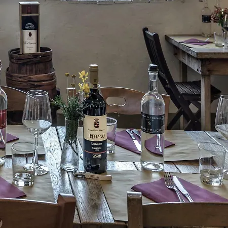 Tenuta Di Capezzana Bed and Breakfast Seano